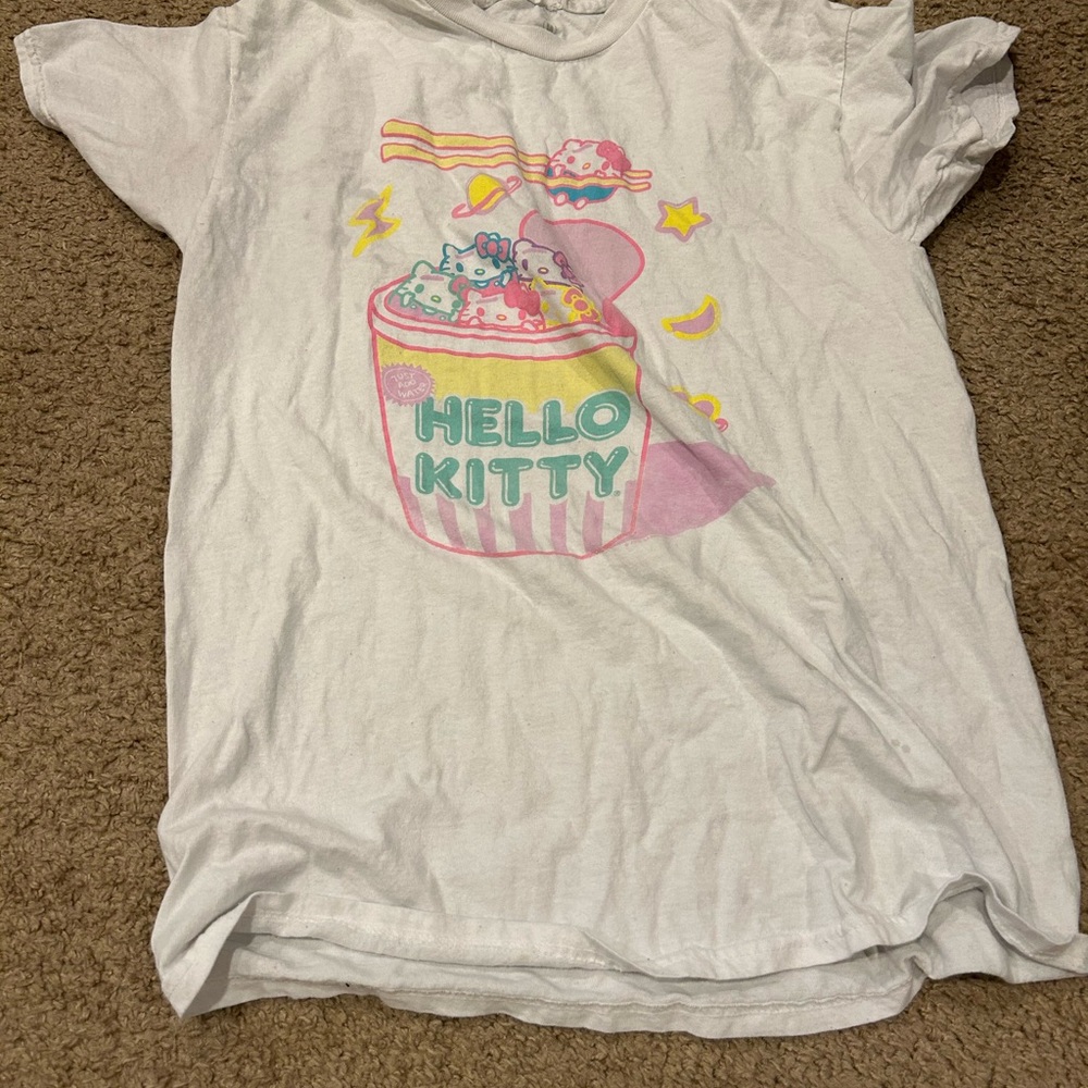 Hello Kitty Sanrio Graphic Medium Tee.